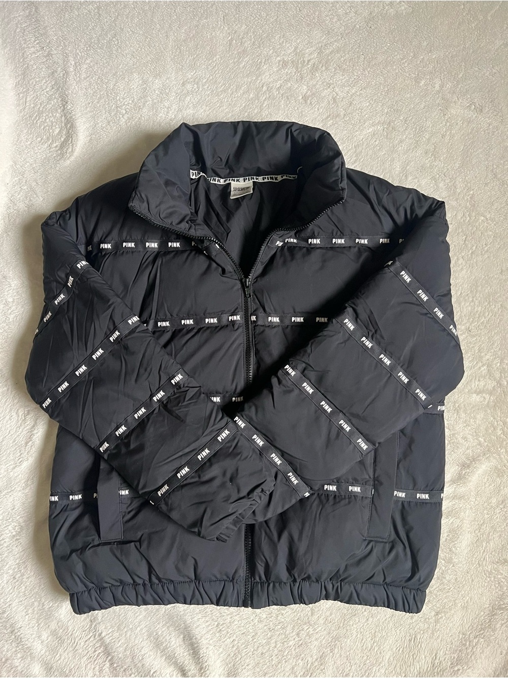 PINK Victoria's Secret Black Logo-Trim Puffer Jacket